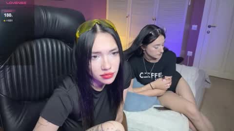 Kris Lilo online show from 11/27/25, 03:03