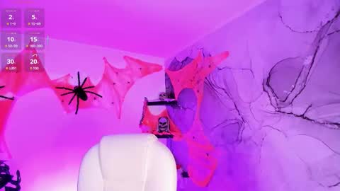  Lilo  online show from 11/01/25, 03:52