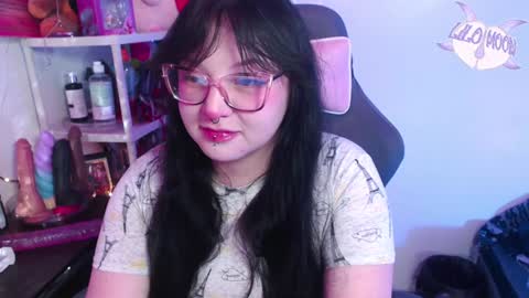 Lilo  online show from 01/14/25, 03:32