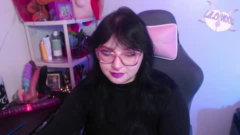 Lilo  online show from 01/18/25, 03:42