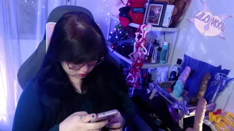 Lilo  online show from 02/18/25, 03:21