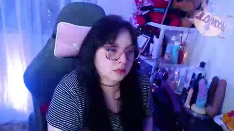 Lilo  online show from 02/22/25, 04:18