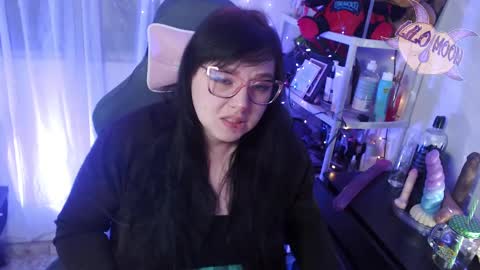 Lilo  online show from 02/24/25, 06:49