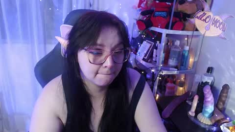 Lilo  online show from 02/26/25, 03:53