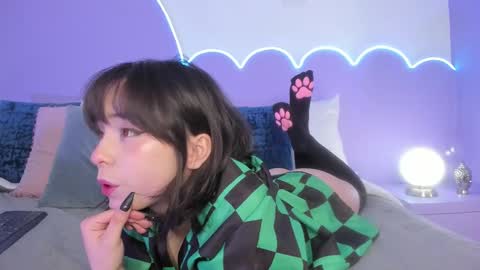 Lilou online show from 02/19/25, 02:23