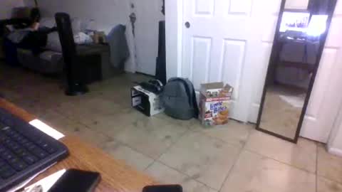 Snapshot of lilpackage69 chatting on 11/19/25, 01:16 lilpackage69 online show from 11/19/25, 01:16