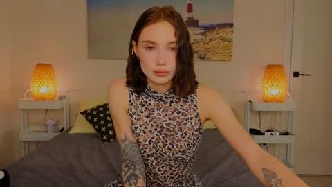 Snapshot of lilpupsonish chatting on 12/29/24, 05:44 Jesse and Grace online show from 12/29/24, 05:44