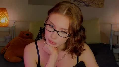 Snapshot of lilpupsonish chatting on 02/21/25, 10:37 Jesse and Grace online show from 02/21/25, 10:37