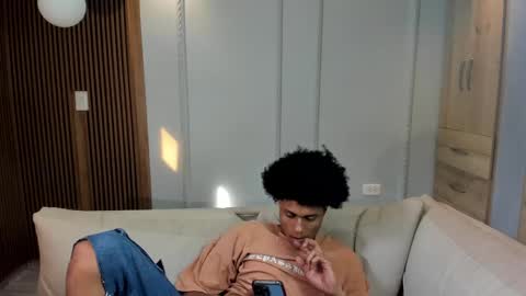 lilr_ online show from 12/02/24, 01:02