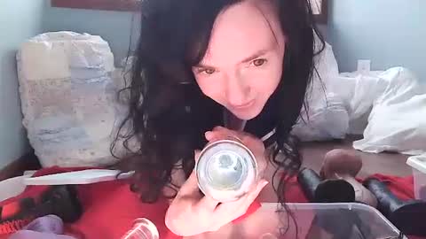 Snapshot of lilrosiedoll chatting on 01/20/25, 05:59 Lilrosiedoll online show from 01/20/25, 05:59