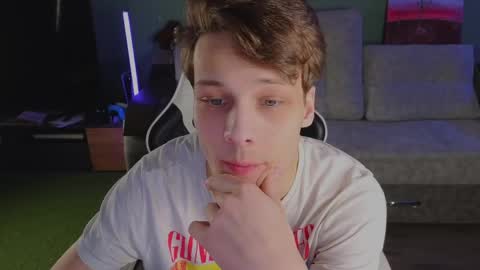 Snapshot of lilteddyboy chatting on 03/22/26, 06:22 lilteddyboy online show from 03/22/26, 06:22