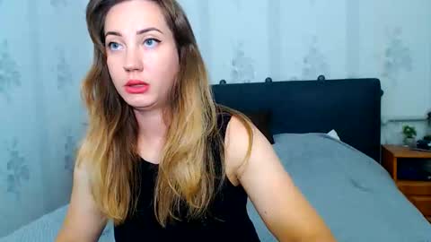 lilu_cute25 online show from 06/09/26, 07:14