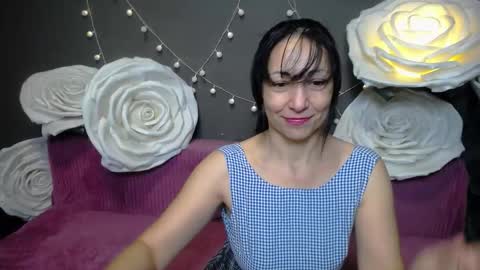 lilugrants online show from 11/24/25, 07:13