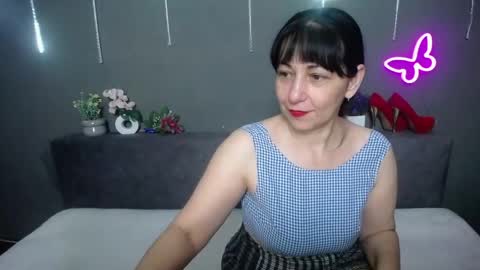 lilugrants online show from 05/04/26, 06:37