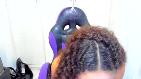 Snapshot of lily_anal_squirt chatting on 12/21/24, 07:49 lily_anal_squirt online show from 12/21/24, 07:49