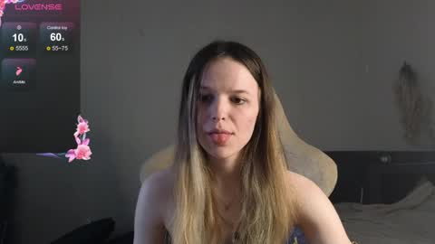 Snapshot of lily_and_jake chatting on 05/15/26, 10:11 lily_and_jake online show from 05/15/26, 10:11