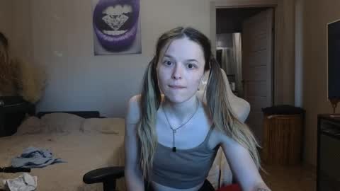Snapshot of lily_and_jake chatting on 05/16/26, 10:36 lily_and_jake online show from 05/16/26, 10:36