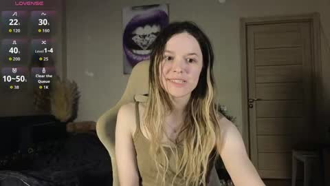 Snapshot of lily_and_jake chatting on 05/29/26, 10:13 lily_and_jake online show from 05/29/26, 10:13