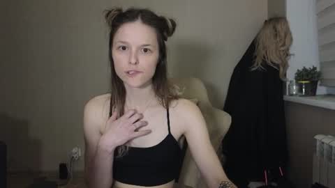 lily_and_jake online show from 07/06/26, 03:03