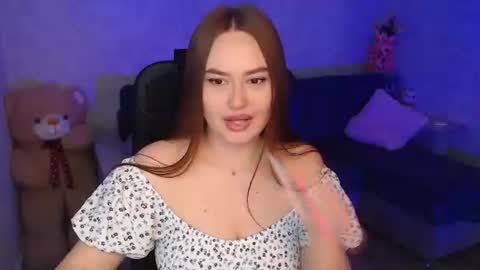 lily_baker_ online show from 05/12/26, 09:06