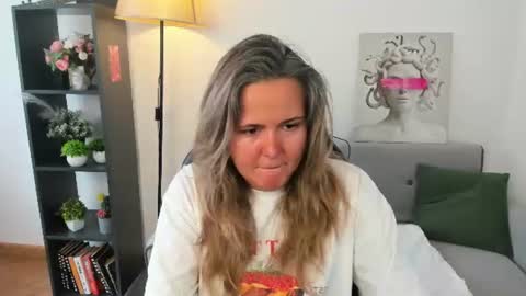 Lily online show from 06/15/26, 12:57