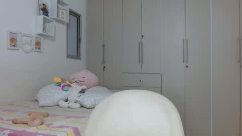 Snapshot of lily_crushx chatting on 03/09/25, 08:51 Lirio online show from 03/09/25, 08:51