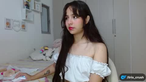 Snapshot of lily_crushx chatting on 10/06/25, 12:41 Lirio online show from 10/06/25, 12:41