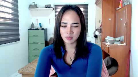 Lily Darling online show from 11/29/25, 10:46