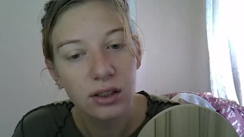 lily_ember online show from 09/25/25, 08:40
