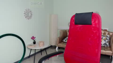 Lily online show from 01/29/25, 04:26