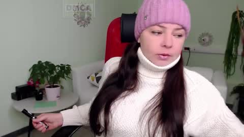 Lily online show from 10/21/25, 05:08