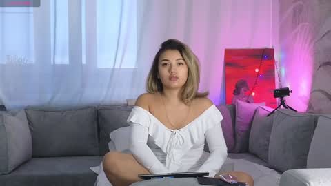 Snapshot of lily_foster_ chatting on 01/12/25, 06:06 Lily online show from 01/12/25, 06:06