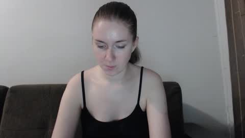 lily_love_x online show from 10/07/25, 10:40