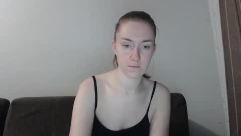 lily_love_x online show from 10/24/25, 11:56