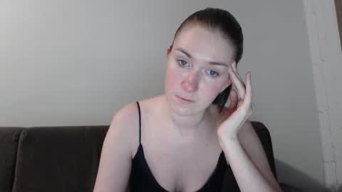 lily_love_x online show from 11/19/25, 03:28