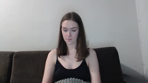 lily_love_x online show from 12/01/25, 12:04