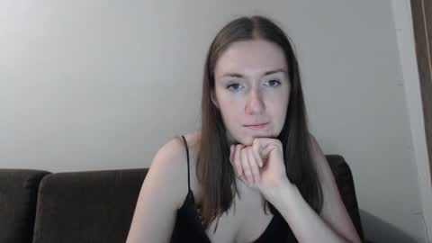 lily_love_x online show from 12/15/25, 11:20