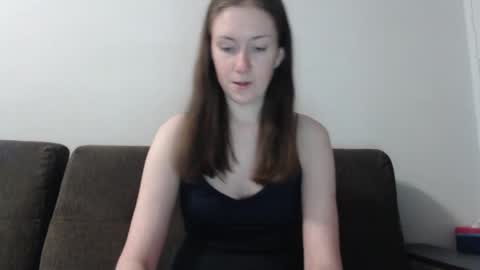 lily_love_x online show from 04/28/26, 12:20