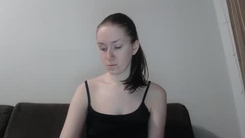 lily_love_x online show from 05/11/26, 03:56