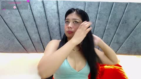 Snapshot of lily_meghan chatting on 04/02/26, 09:01 LILY MEGHAN online show from 04/02/26, 09:01