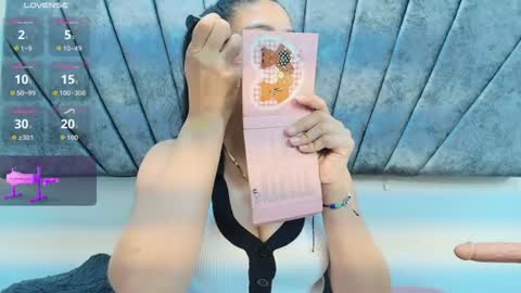 Snapshot of lily_meghan chatting on 07/18/26, 07:39 LILY MEGHAN online show from 07/18/26, 07:39