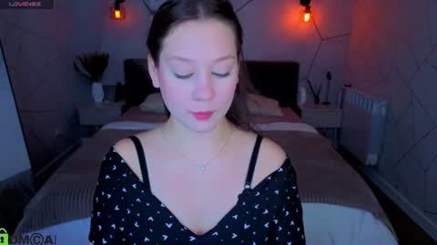 Snapshot of lily_morgann chatting on 08/10/26, 01:42 Lily Morgann online show from 08/10/26, 01:42
