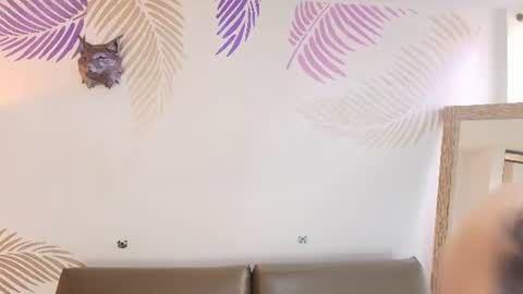 Lily Lauren online show from 06/23/26, 12:36