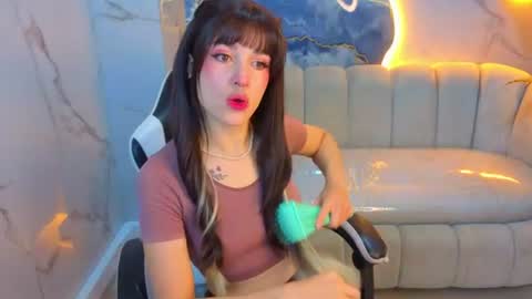 Snapshot of lily_tx chatting on 06/28/26, 12:33 Follow me.. Live 730 to 1400 online show from 06/28/26, 12:33