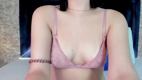 LilyWoodz online show from 10/12/25, 03:44