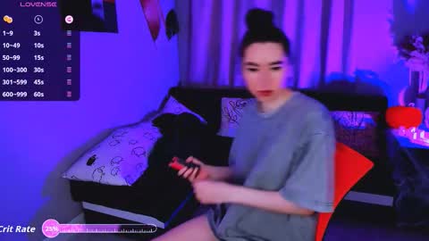 LILY online show from 10/23/25, 08:46