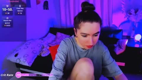 LILY online show from 11/30/25, 08:18