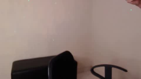 Snapshot of lilyadamsc chatting on 01/06/25, 02:26 Lily online show from 01/06/25, 02:26