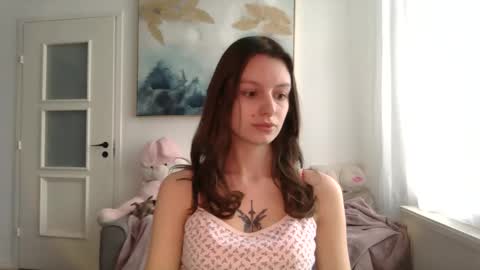 lilycandy_ online show from 02/09/26, 10:41