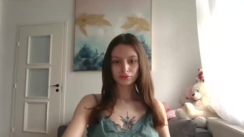 lilycandy_ online show from 04/25/26, 11:24